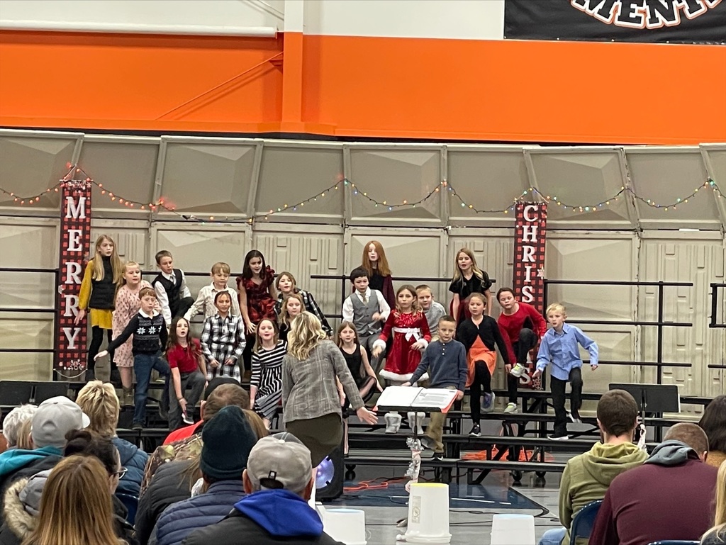 Students singing!